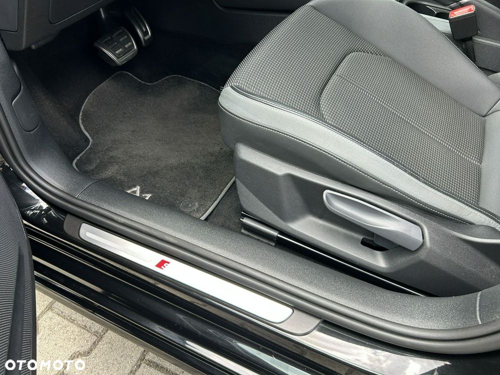 Audi A1 Sportback 35 TFSI S-Line S tronic - 28