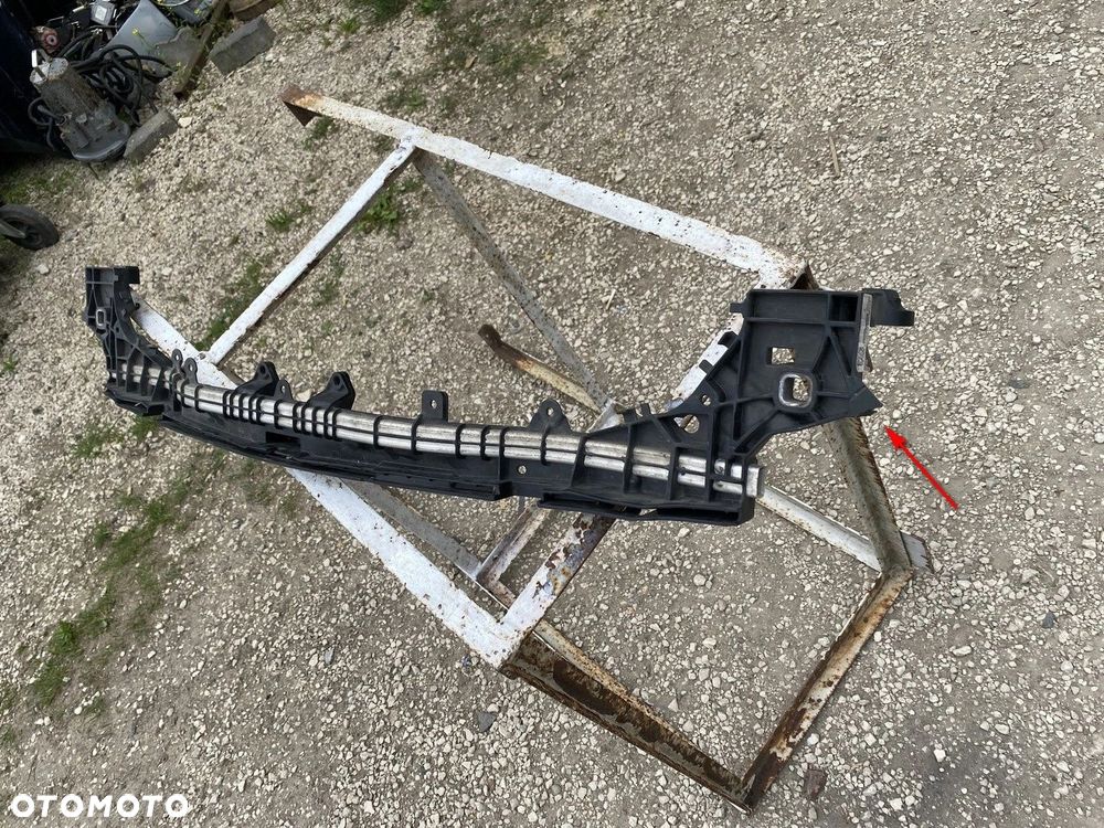 PAS PRZEDNI MERCEDES C W205 A2056204101 - 3
