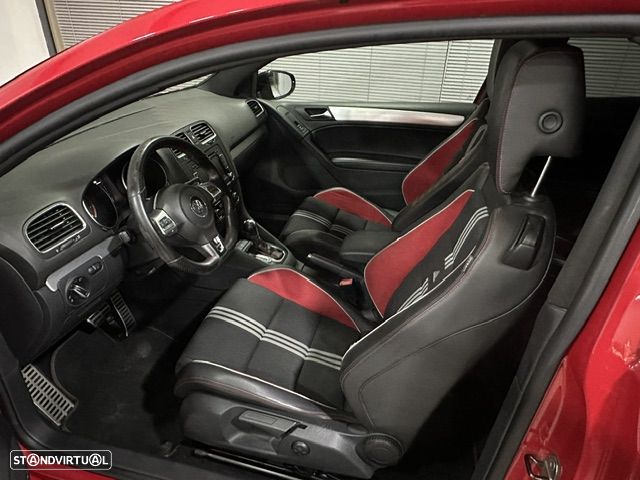 VW Golf 2.0 GTI DSG adidas - 18
