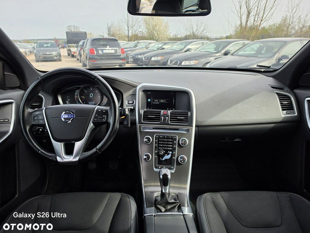 Volvo XC 60 D4 Momentum - 36