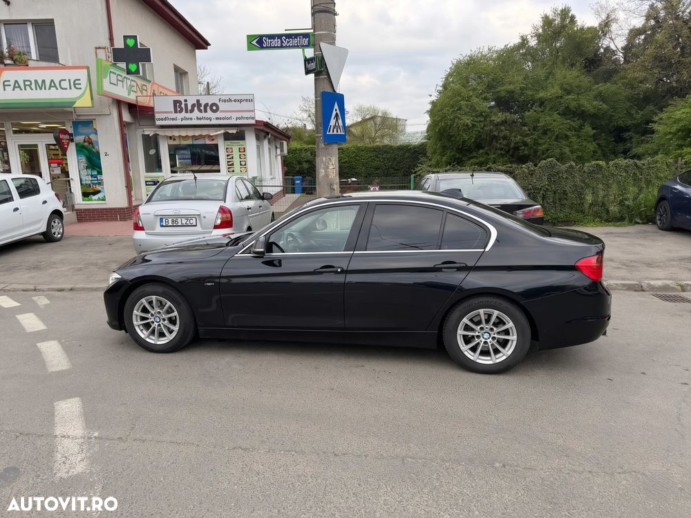 BMW Seria 3 320d Efficient Dynamic Edition Aut. Blue Performan Sport Line - 3