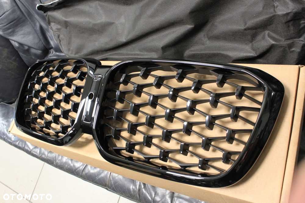 Grill Atrapa Nerki OEM M-SPORT BMW X3 G01 LCI z FP - 7