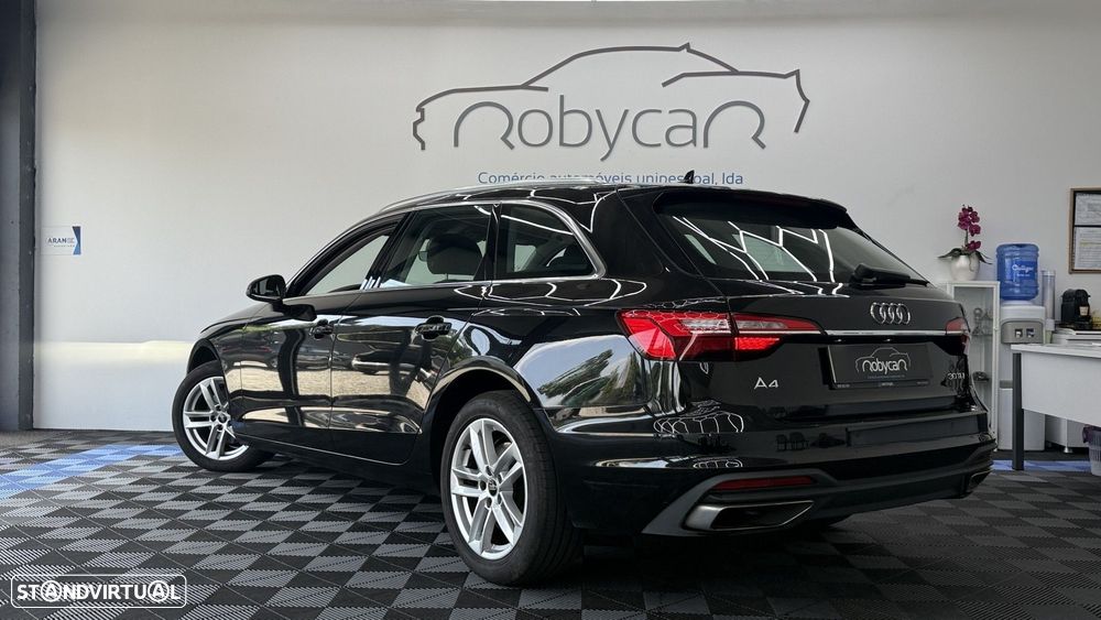 Audi A4 Avant 30 TDI Advanced S tronic — fotografia 4