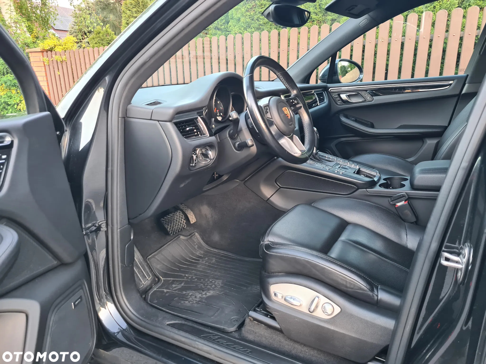 Porsche Macan Standard - 9