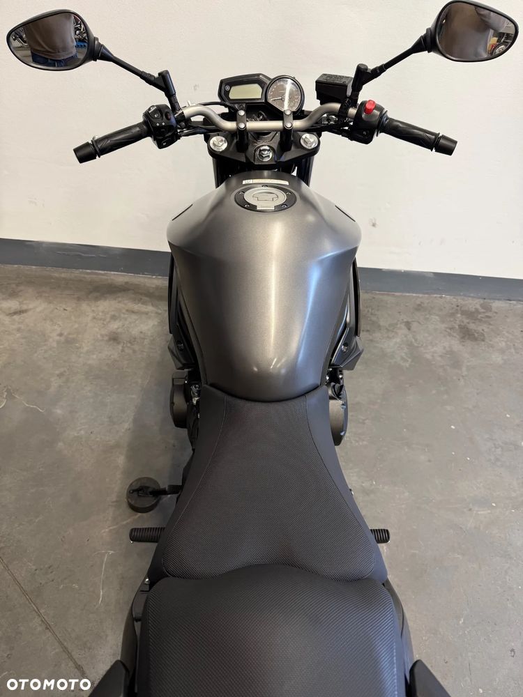 Yamaha XJ - 38