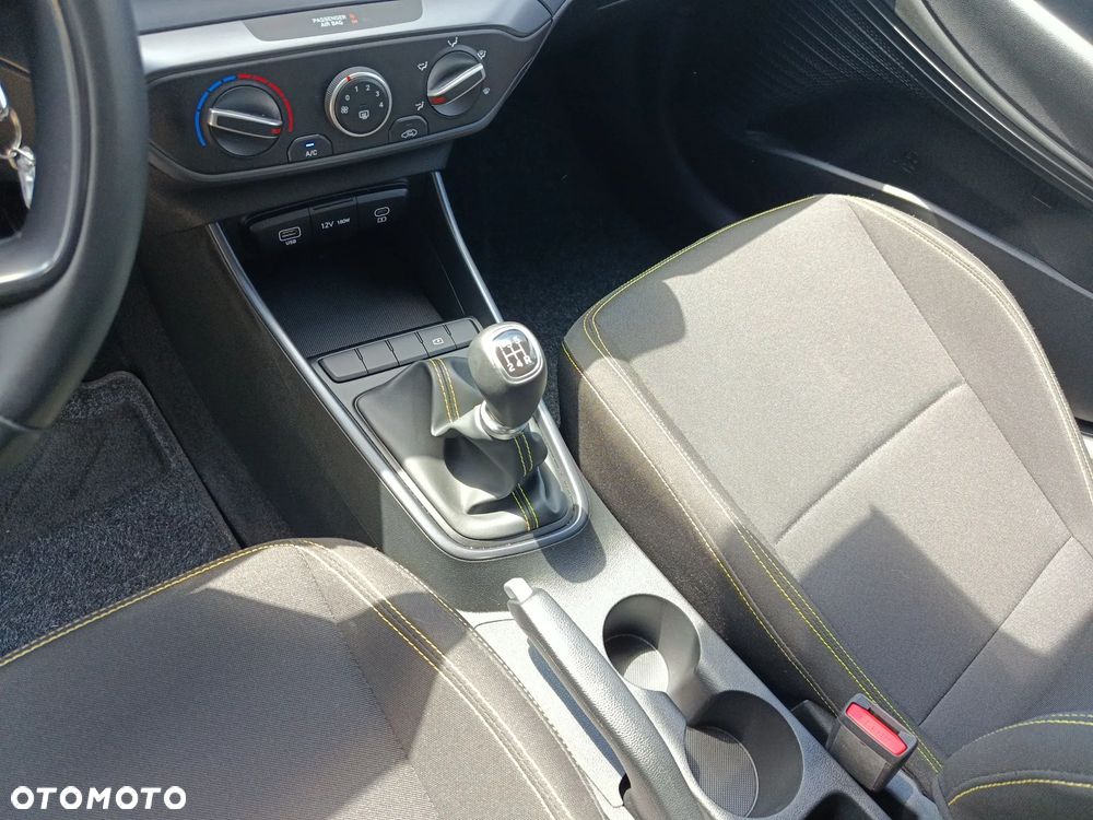 Hyundai i20 1.2 Modern - 15