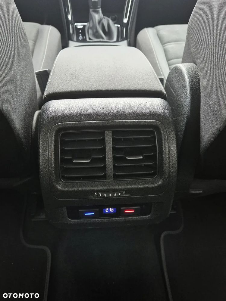 Volkswagen Touran 1.5 TSI EVO Highline DSG - 12