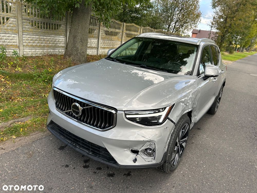Volvo XC 40 B5 AWD Ultimate Dark - 2