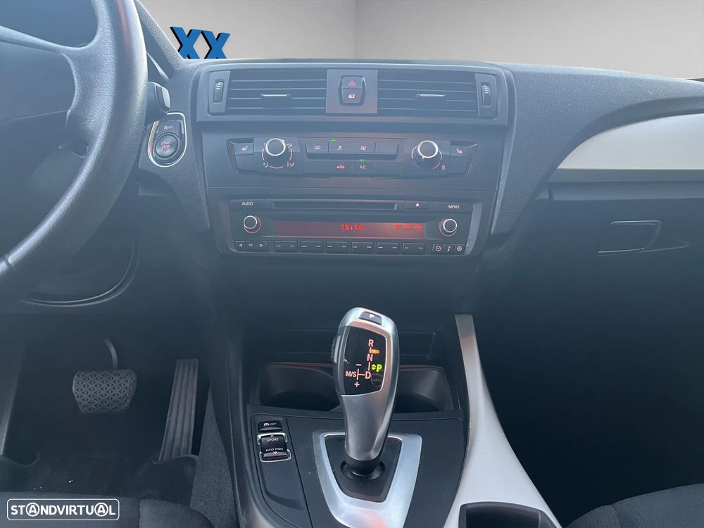 BMW 116 i Aut. Urban Line - 13