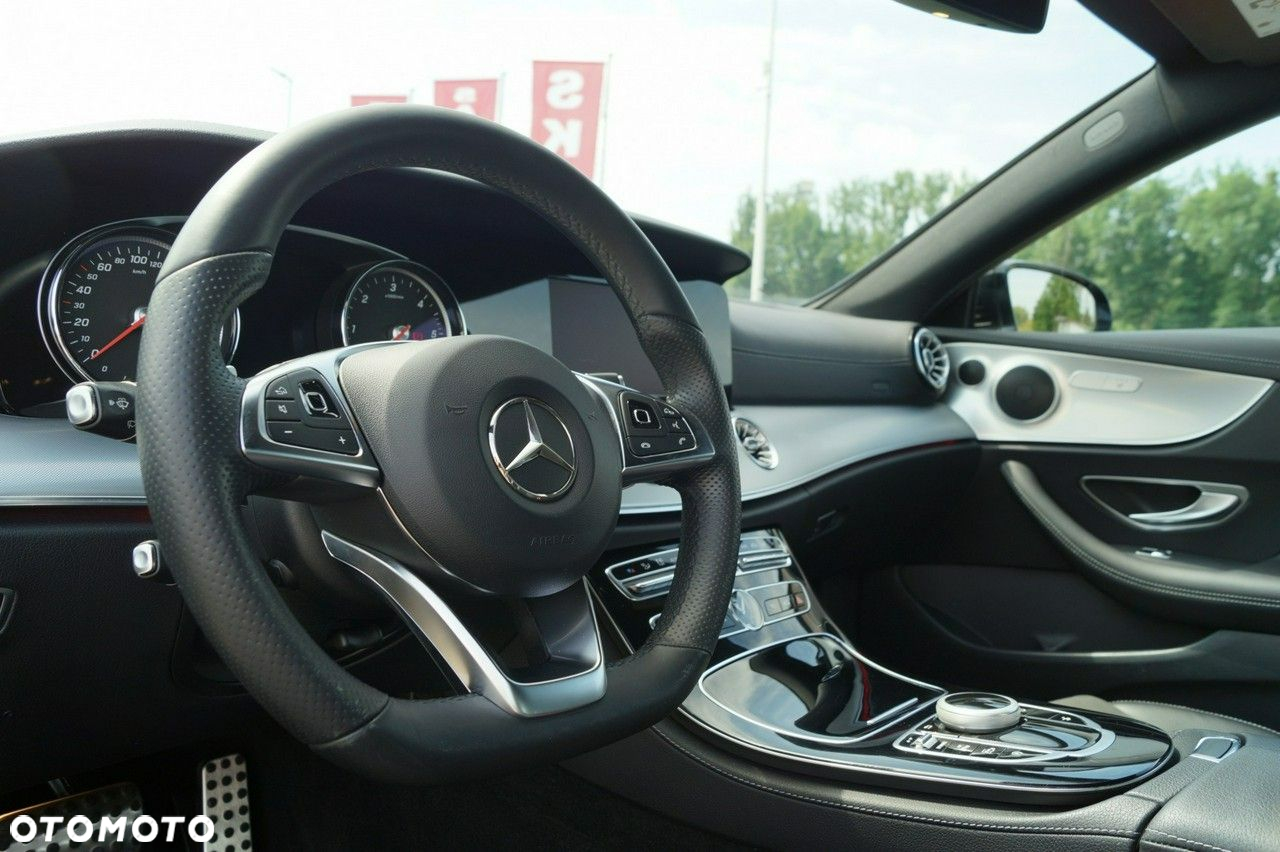 Mercedes-Benz Klasa E - 9