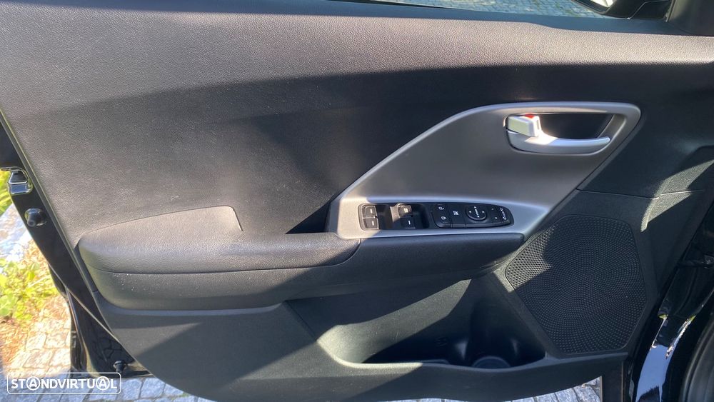 Kia Niro 1.6 GDi PHEV Urban - 21