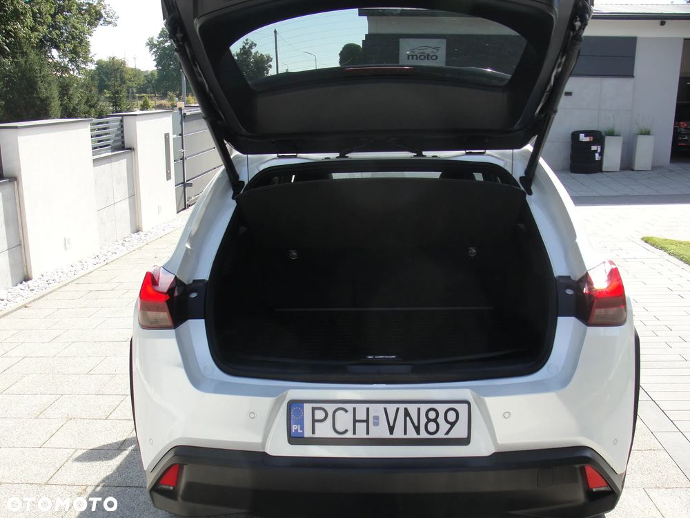 Lexus UX - 26