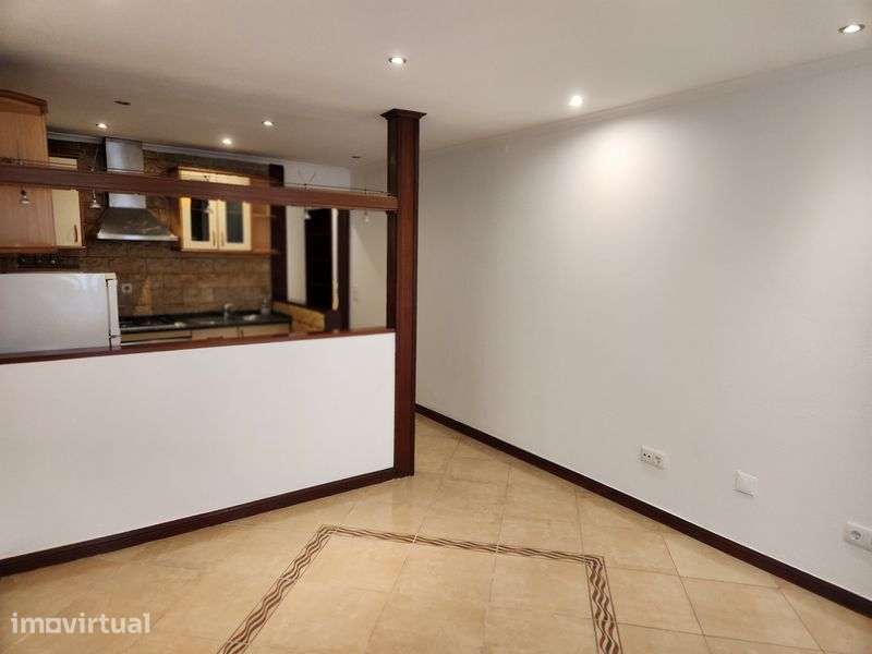 Apartamento para arrendar na Praça das flores/príncipe real - Grande imagem: 3/12