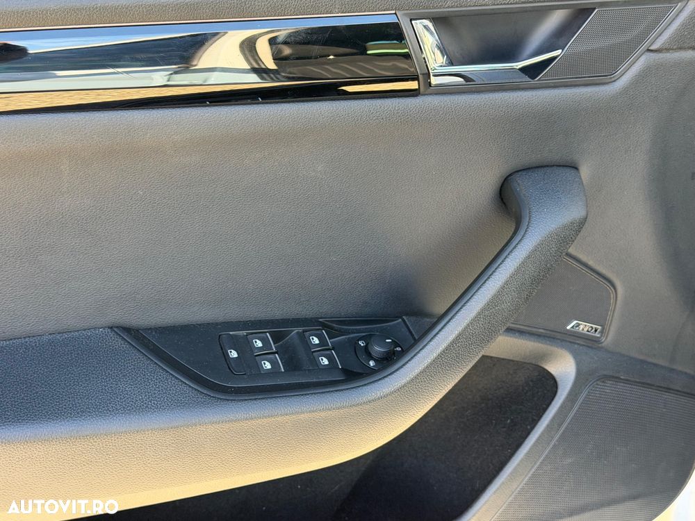 Skoda Superb 2.0 TDI DSG L&K - 25