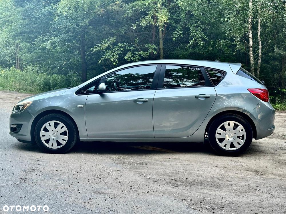 Opel Astra 1.6 Selection 110 Jahre - 8