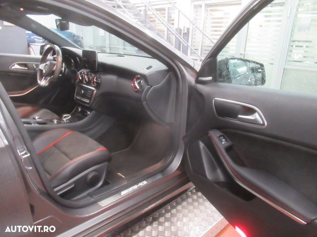 Mercedes-Benz A 45 AMG - 6