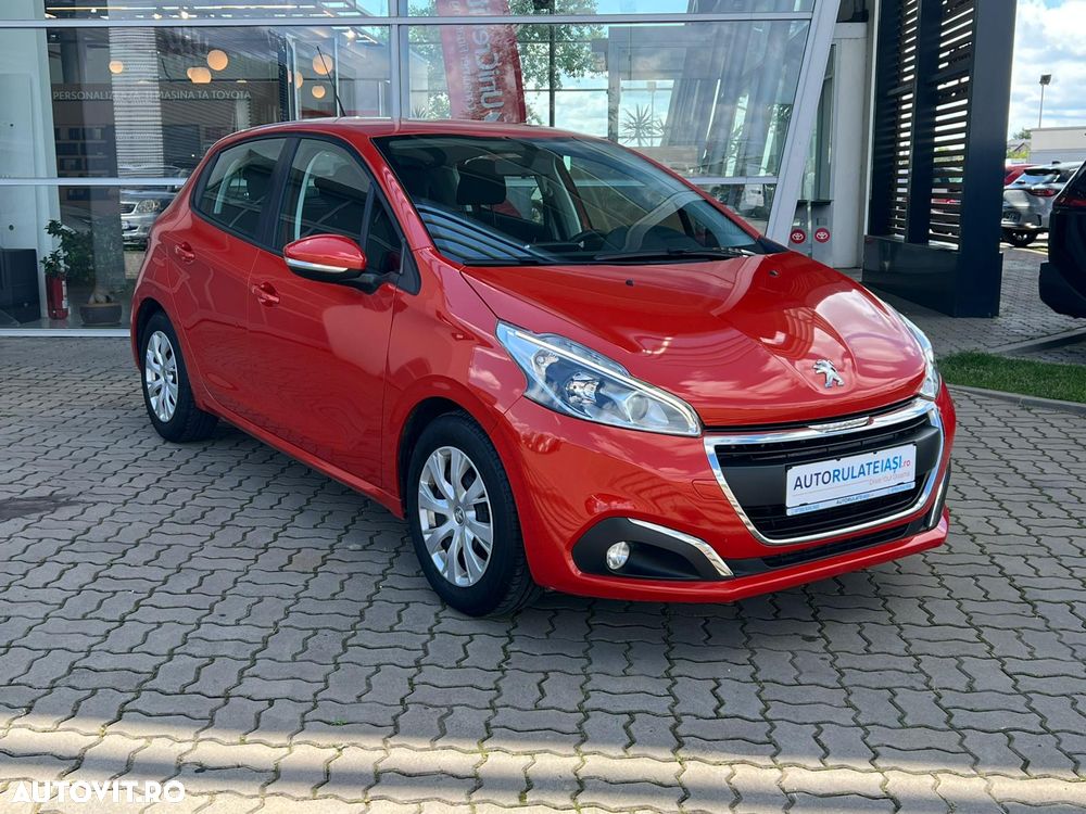 Peugeot 208 1.2 L PureTech Allure - 10