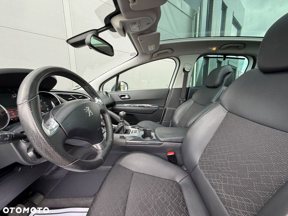 Peugeot 3008 PureTech 130 Stop & Start GPF Allure Business-Paket - 11