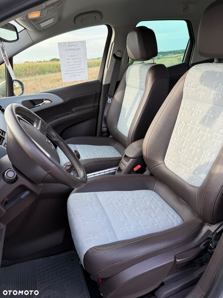 Opel Meriva 1.4 T Cosmo - 11