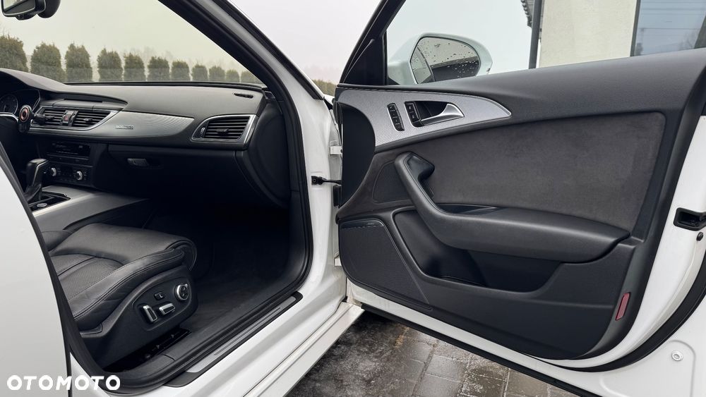 Audi A6 Avant 2.0 TDI Quattro S tronic - 14
