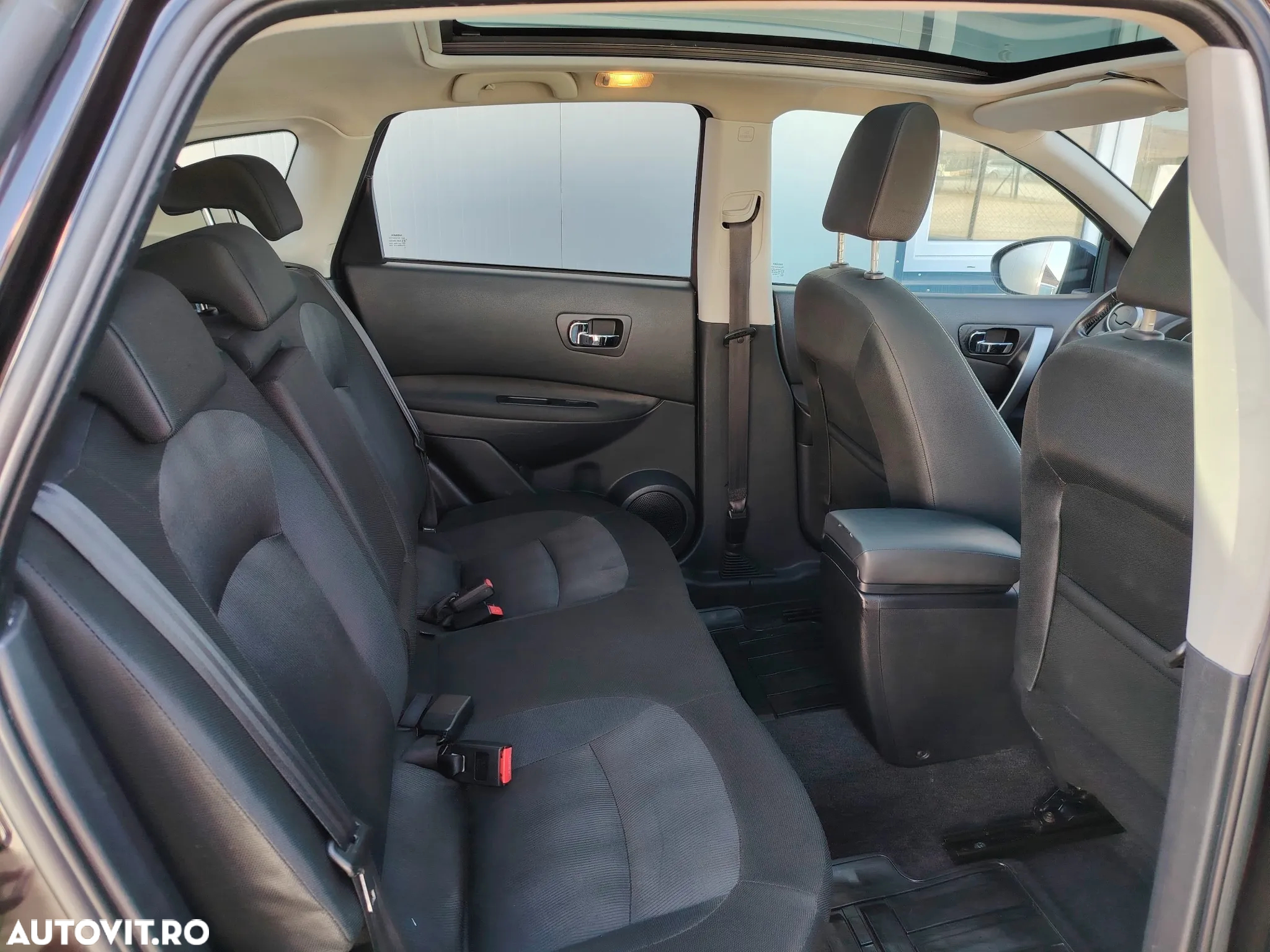 Nissan Qashqai 1.5 DCI TEKNA - 9