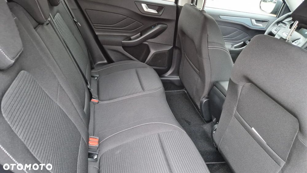 Ford Focus 1.0 EcoBoost mHEV Active X - 12