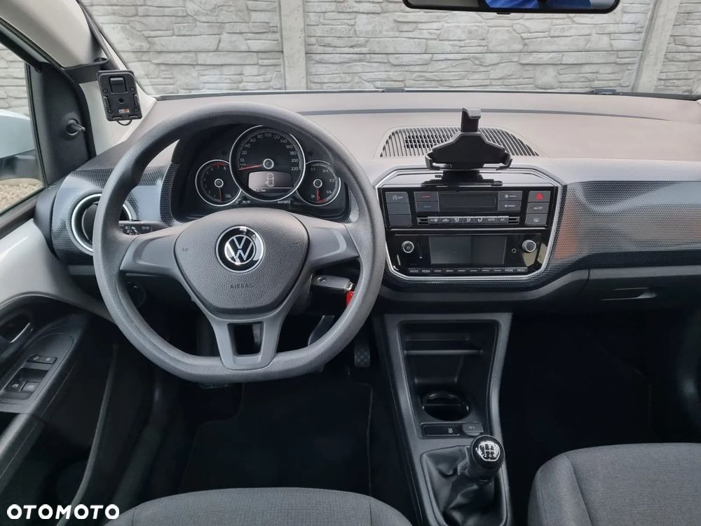 Volkswagen up! - 10