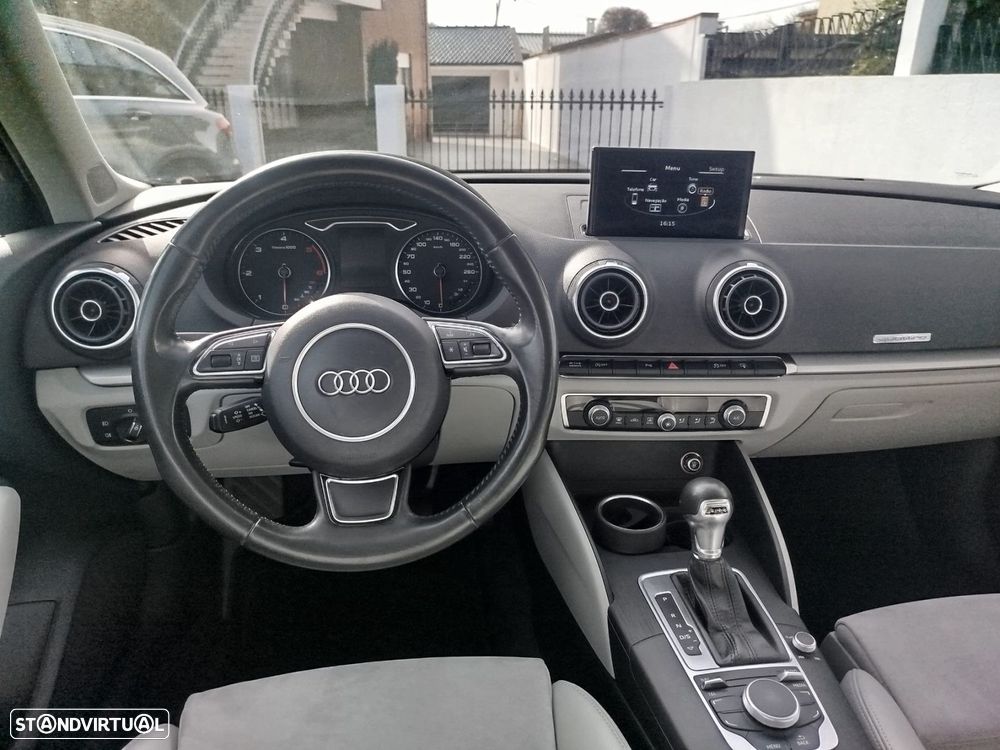 Audi A3 Sportback - 9