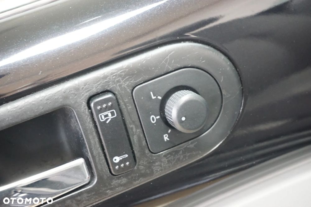 Volkswagen New Beetle 1.9 TDI DPF United - 24