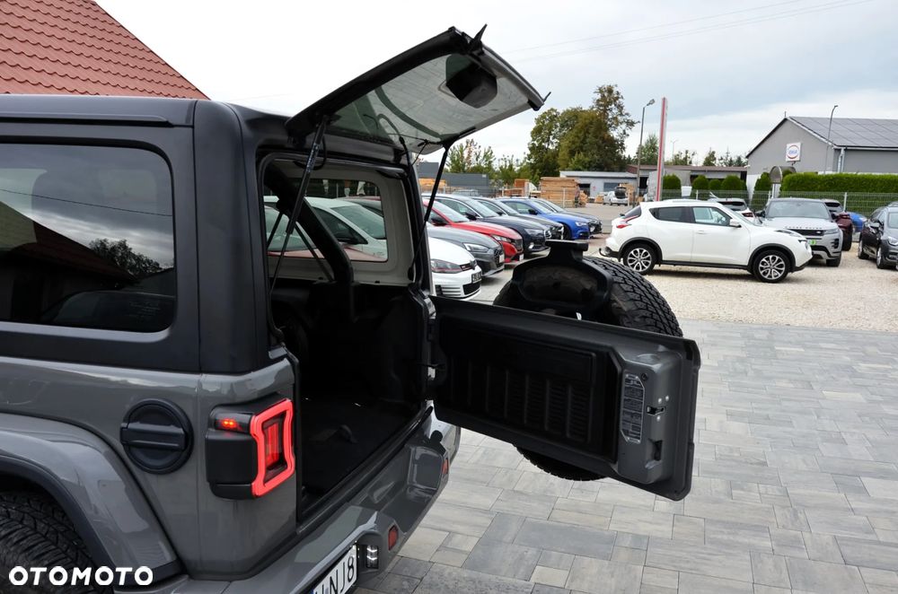 Jeep Wrangler Unlimited GME 2.0 Turbo Sahara - 17