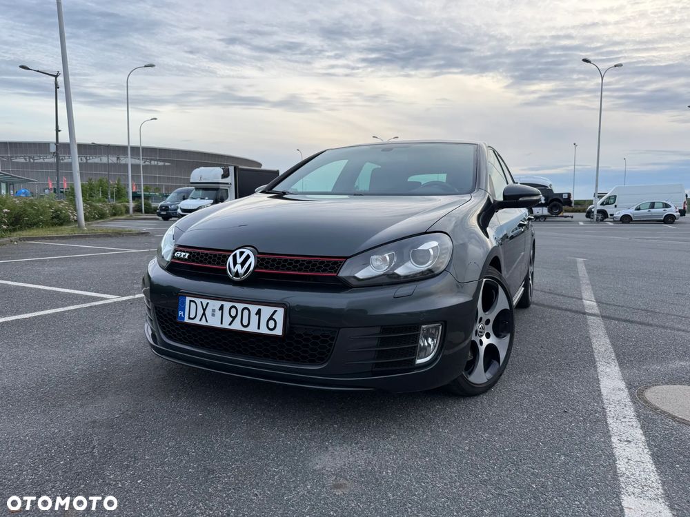 Volkswagen Golf - 15