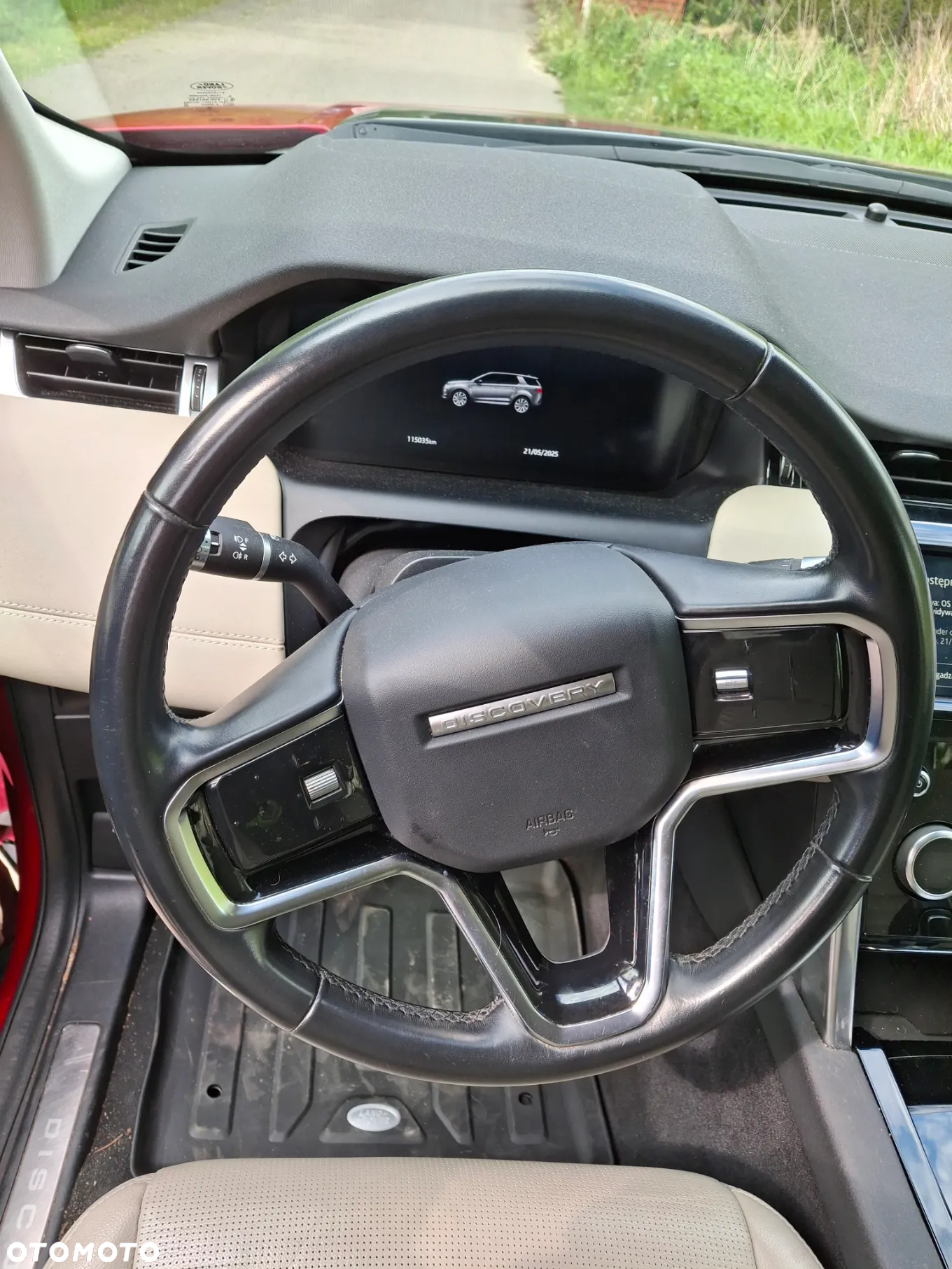 Land Rover Discovery Sport - 11