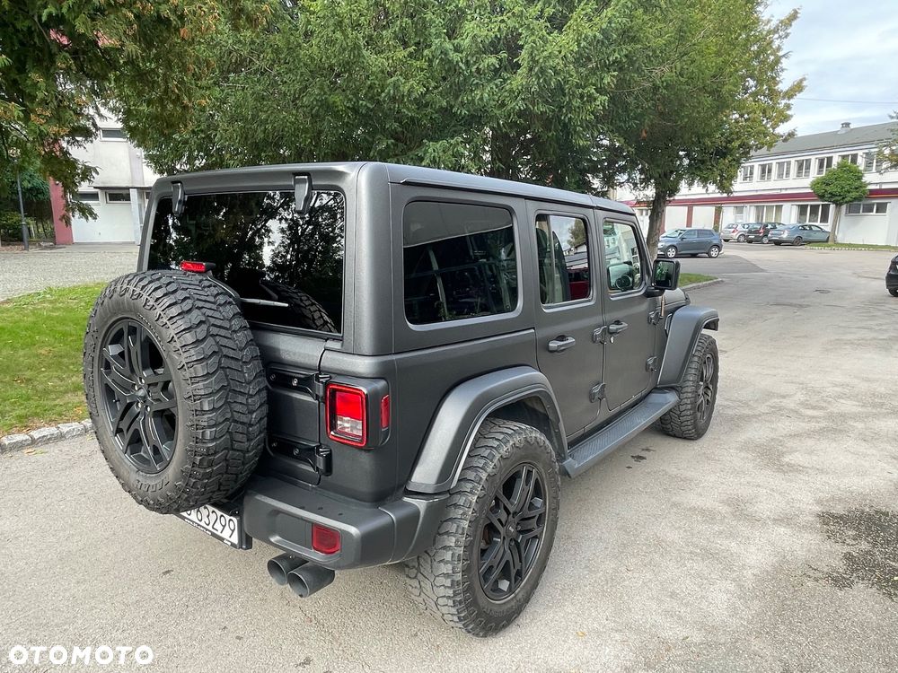 Jeep Wrangler - 5