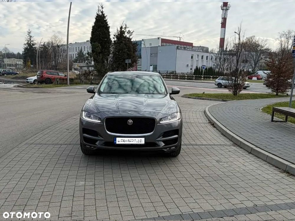Jaguar F-Pace 2.0 i4D AWD Prestige - 2