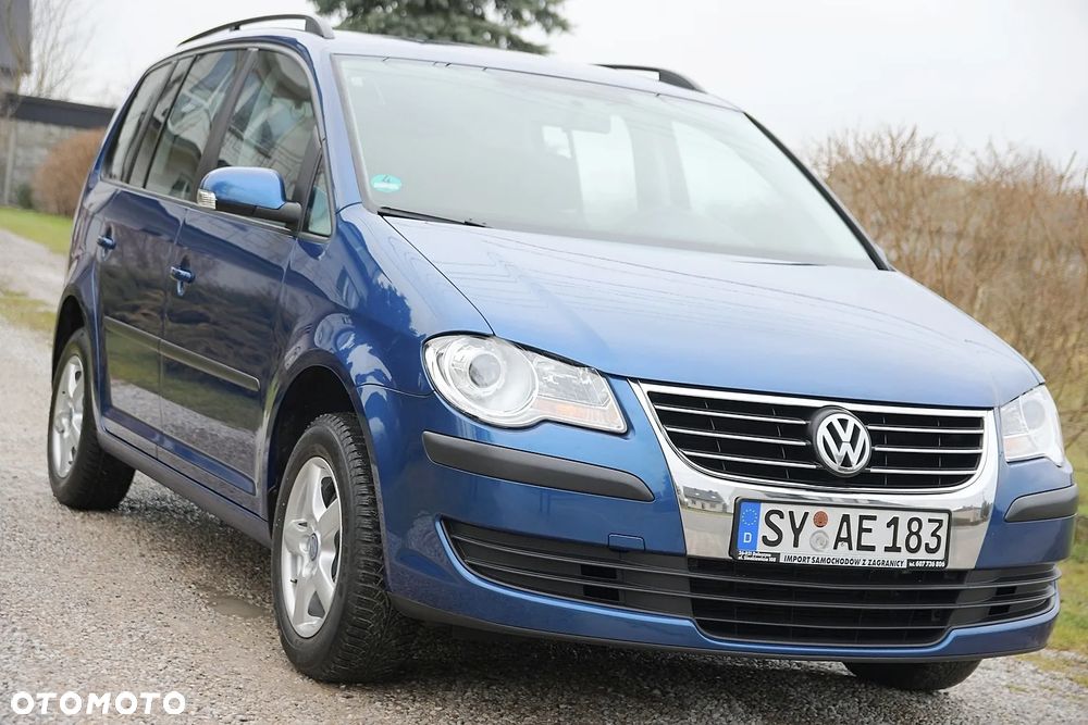 Volkswagen Touran - 2