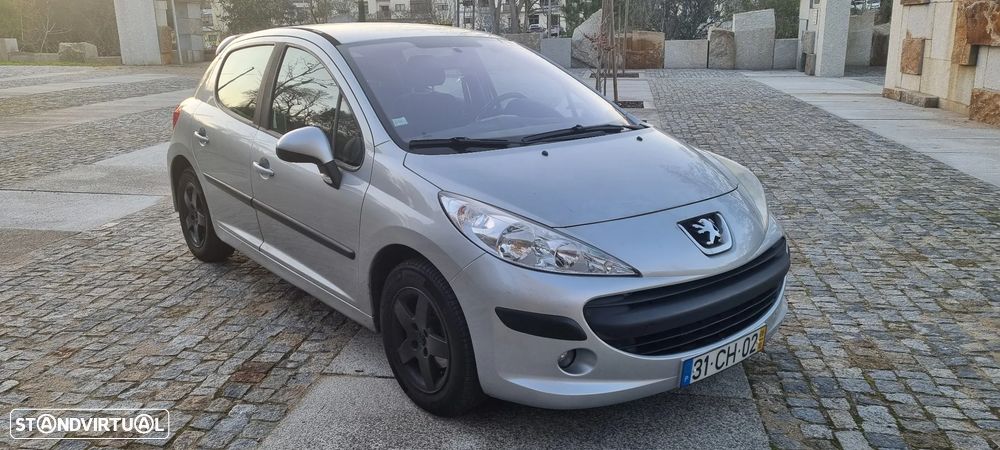 Peugeot 207 1.4 HDi Trendy - 2
