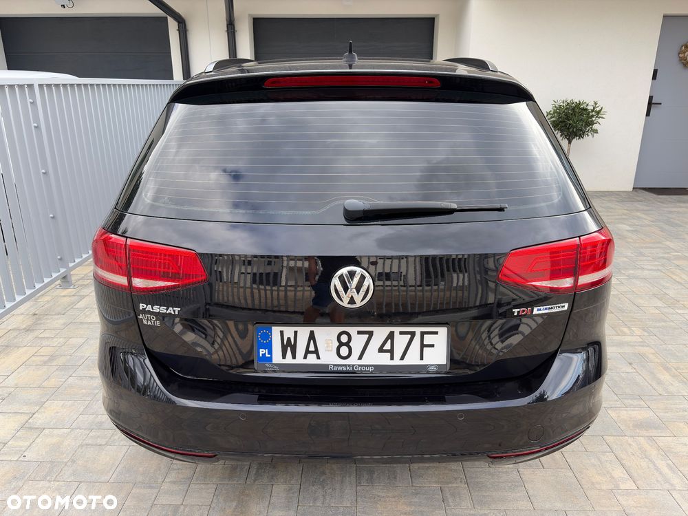 Volkswagen Passat - 2