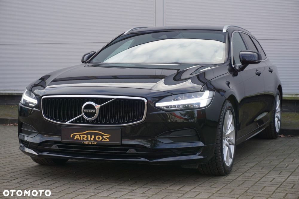 Volvo V90 D3 Geartronic Momentum Pro - 23