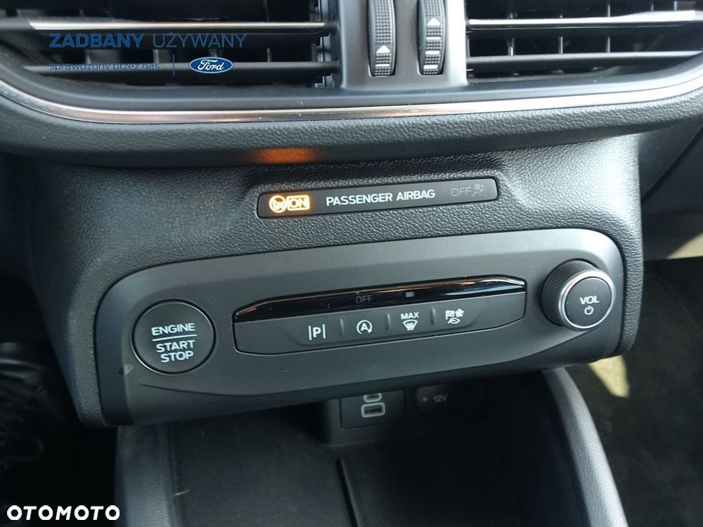 Ford Focus SW 1.0 EcoBoost Titanium - 11