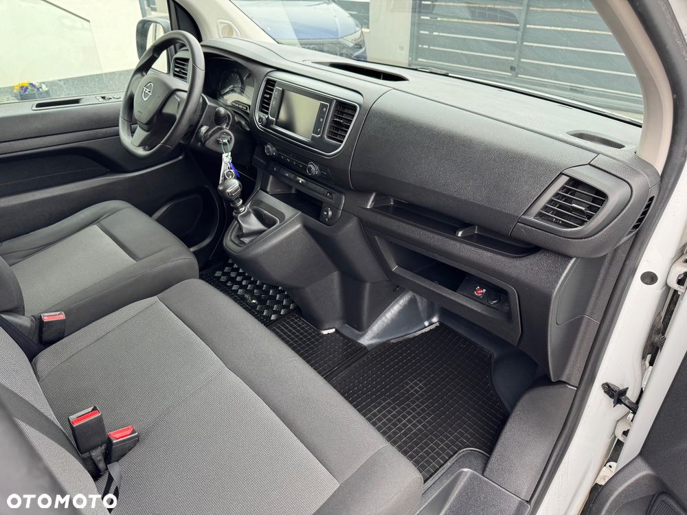 Opel Vivaro Proace Jumpy Scudo - 22