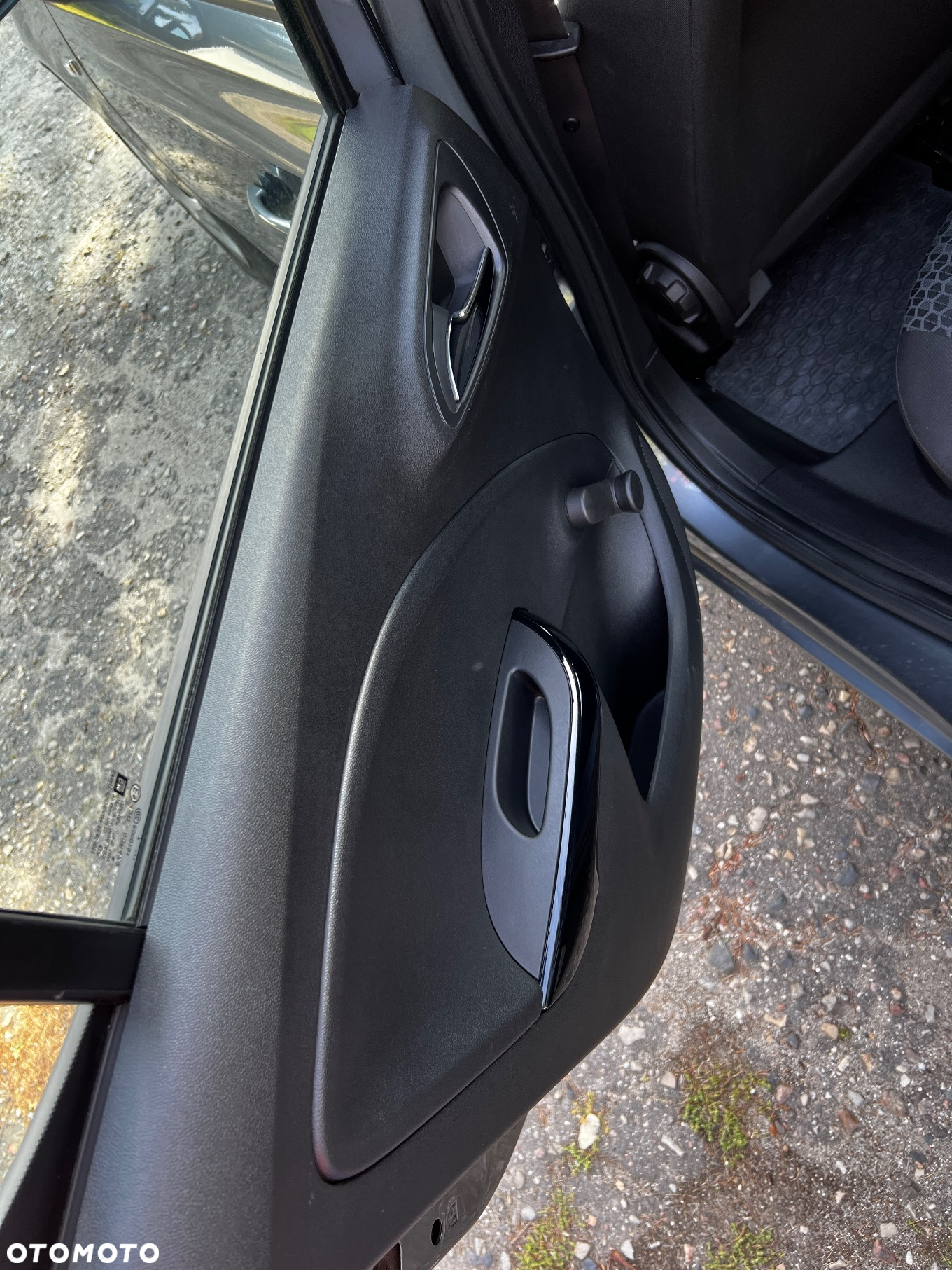 Opel Corsa - 16