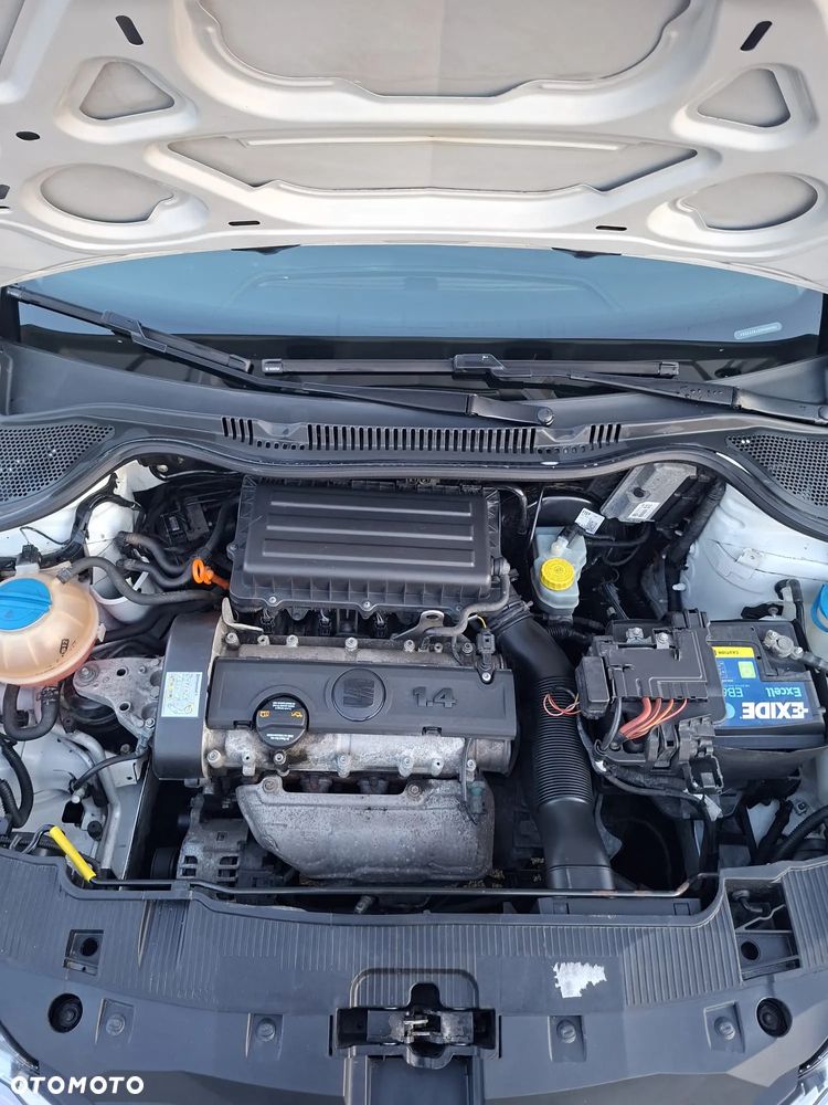 Seat Ibiza 1.4 16V Reference Salsa - 17