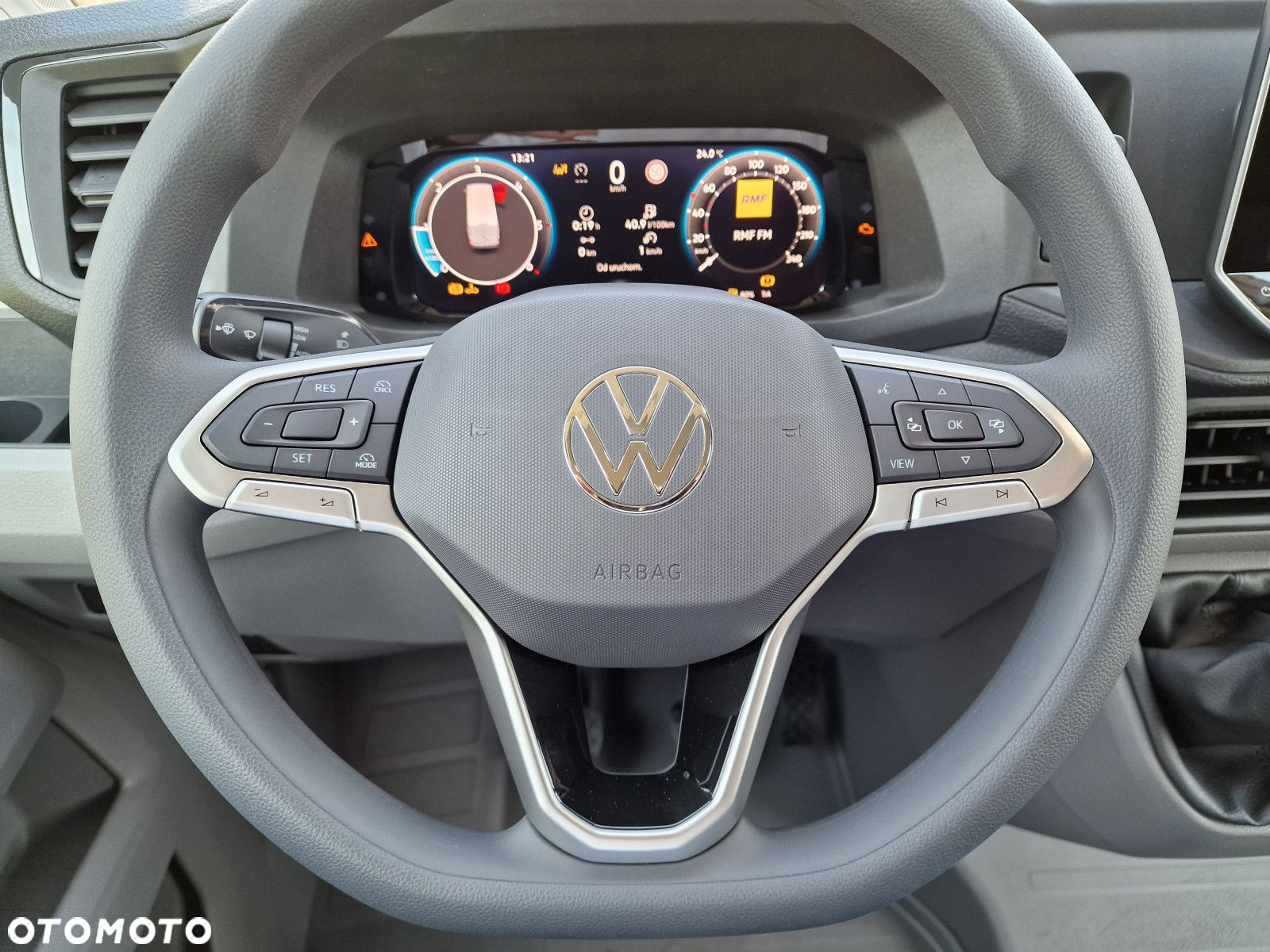 Volkswagen Crafter 35 Furgon 2.0 TDI - 11