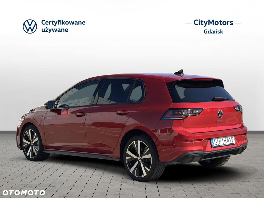 Volkswagen Golf - 4
