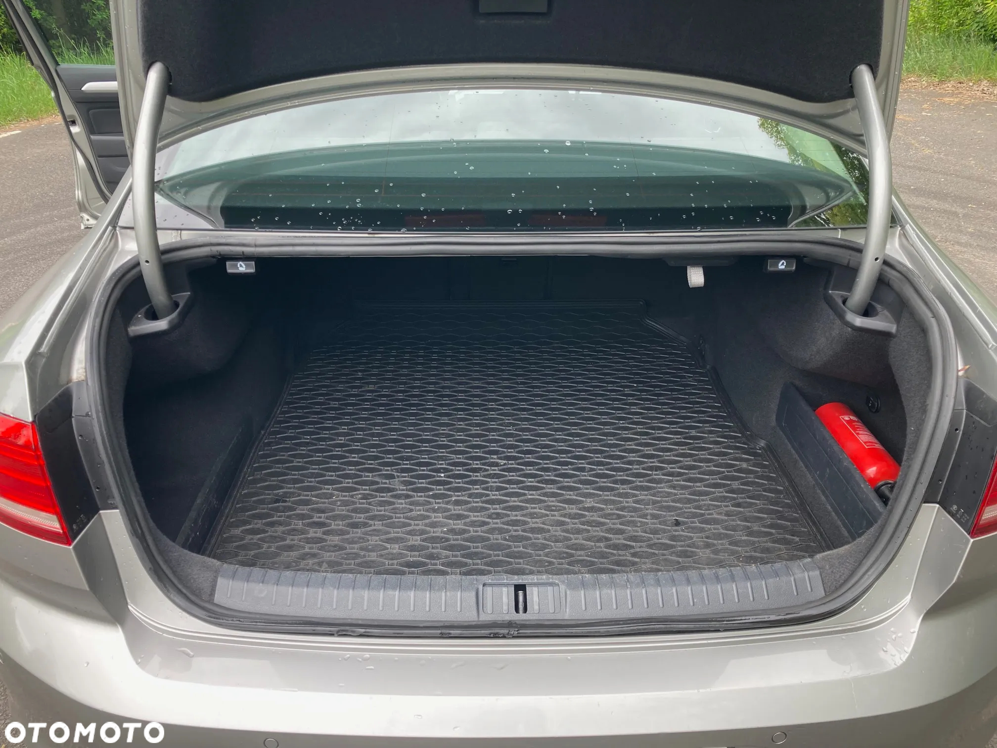 Volkswagen Passat 2.0 TDI BMT Comfortline DSG - 12
