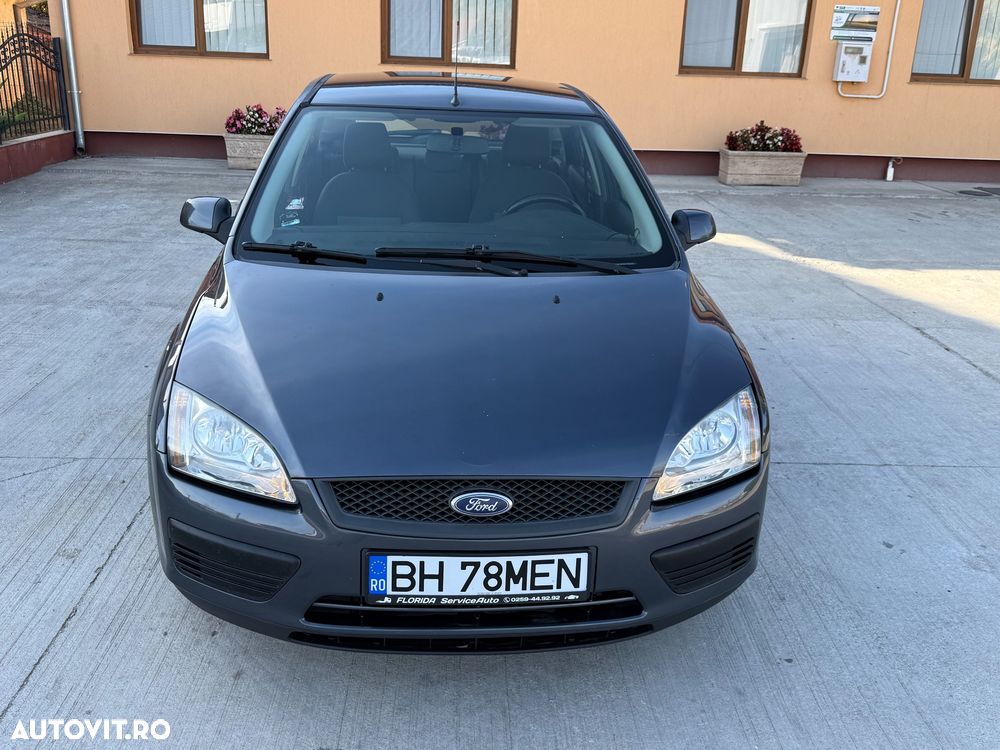 Ford Focus - 12