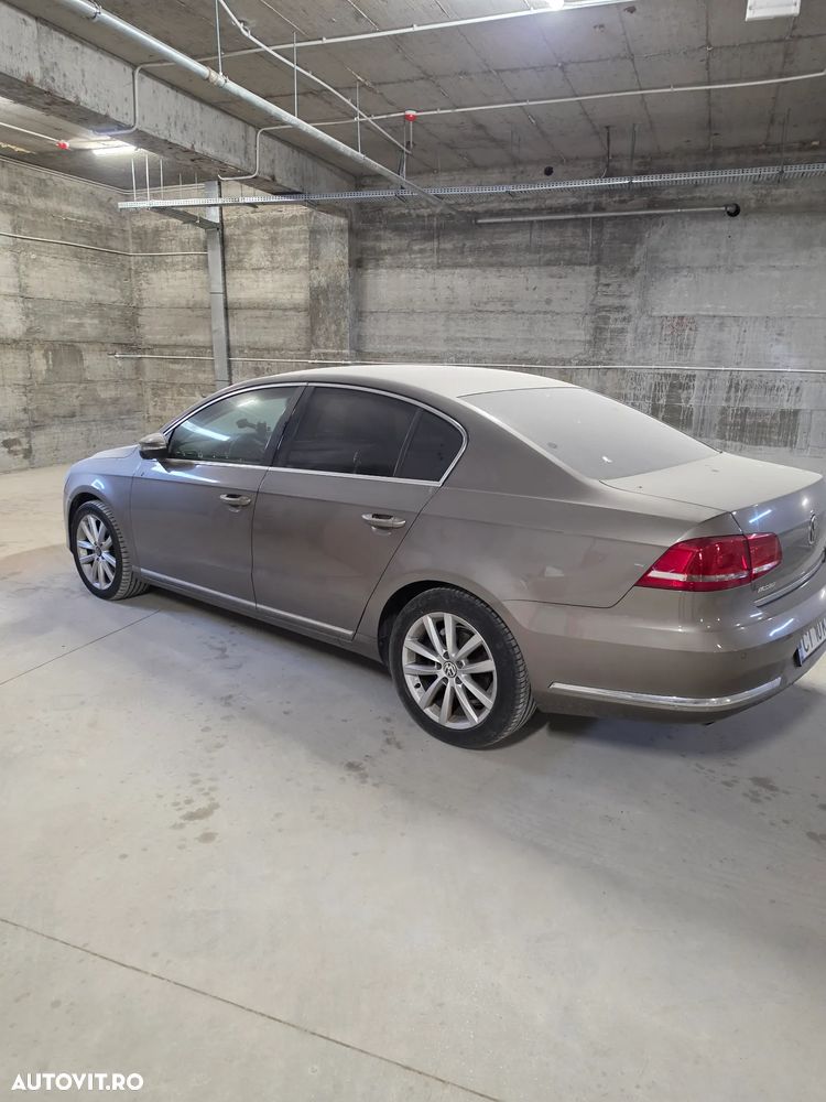 Volkswagen Passat 2.0 TDI DSG BlueMotion Technology Exclusive - 6