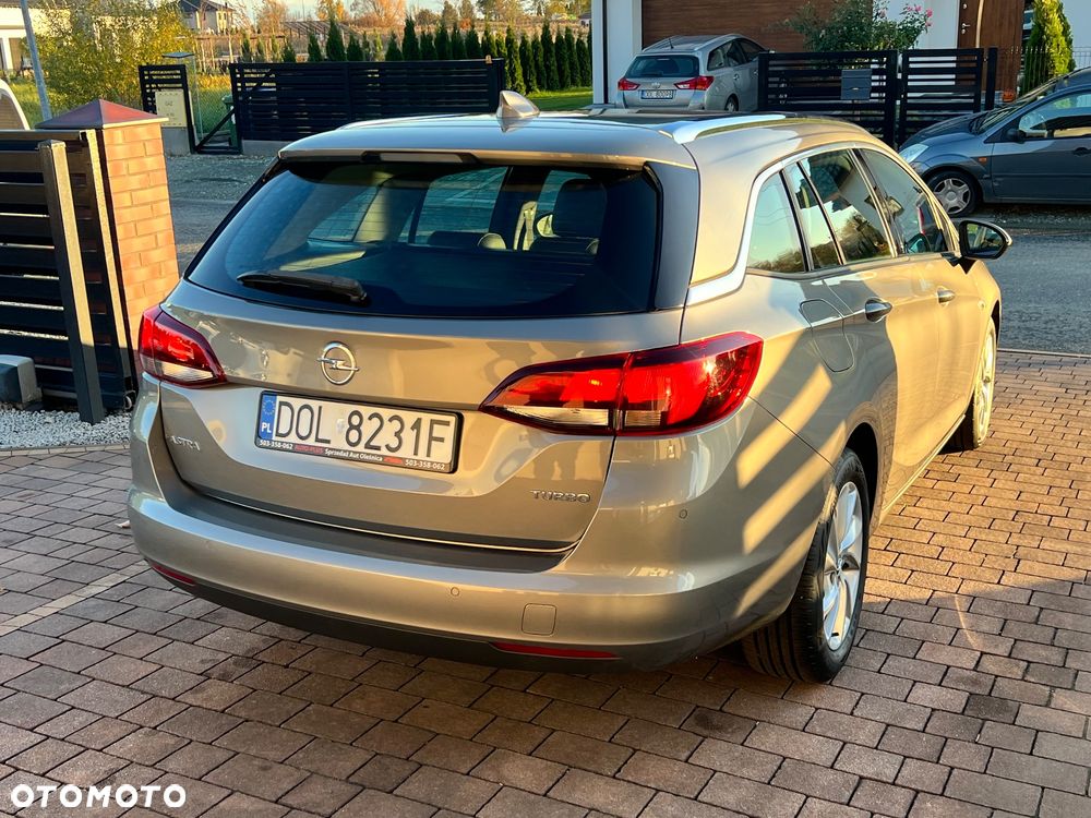 Opel Astra 1.4 Turbo Start/Stop Sports Tourer Innovation - 12