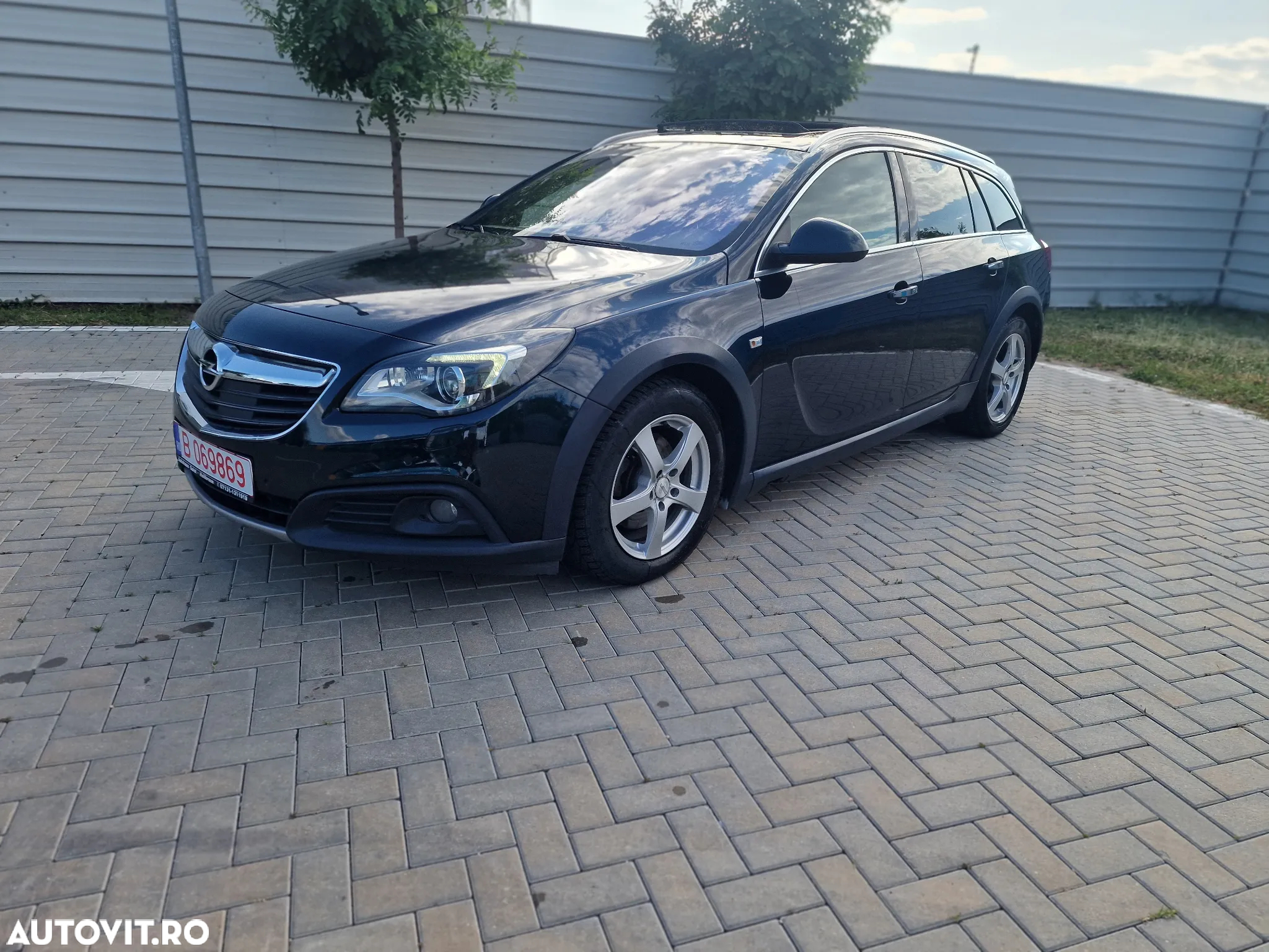 Opel Insignia 2.0 CDTI Country Tourer ecoFLEX - 2