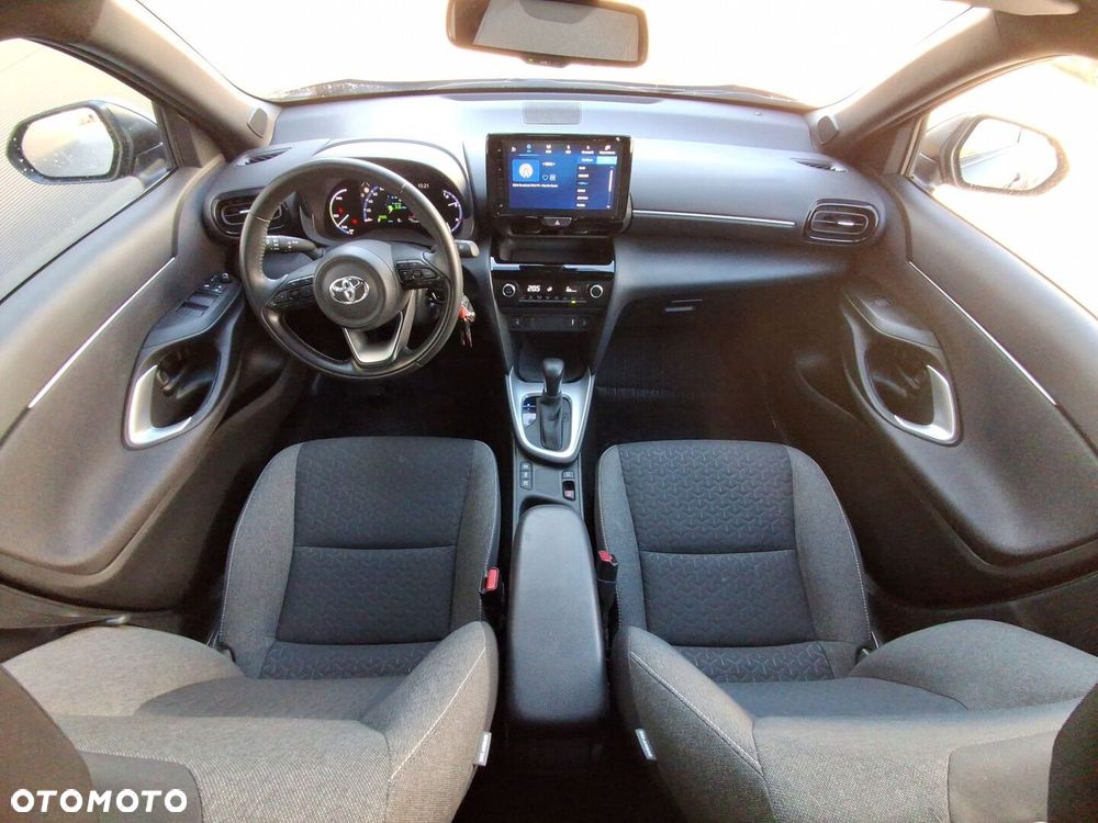 Toyota Yaris Cross Hybrid 1.5 Comfort - 16